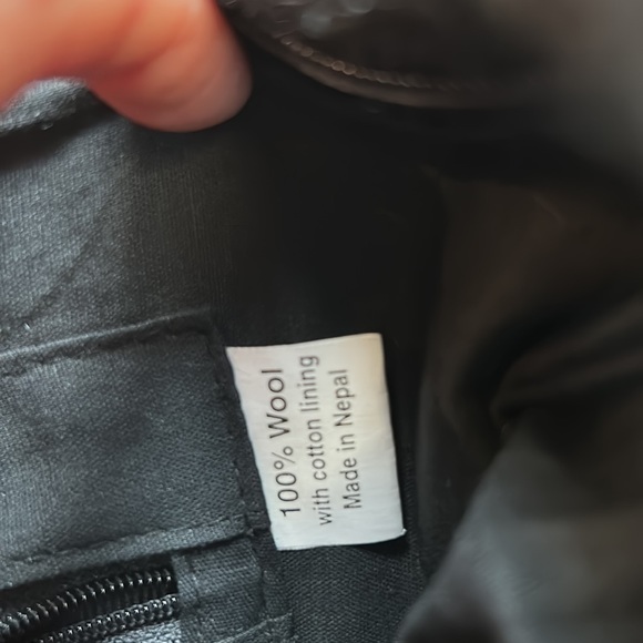 Rising Tide 100% Wool Boho Floral Purse - Picture 7 of 7